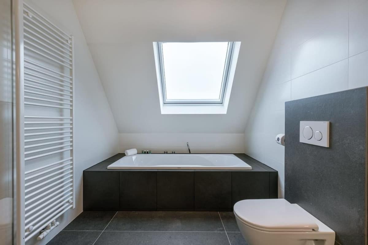 Huswell - Luxurious Apartment With Parking 贝尔内姆 外观 照片