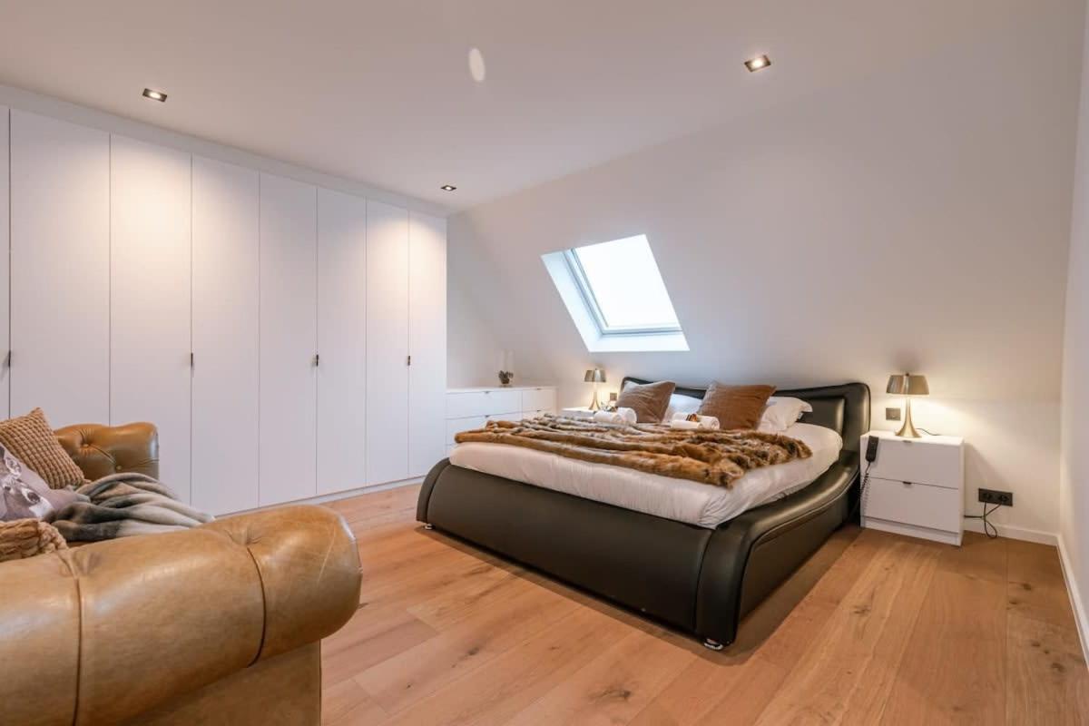 Huswell - Luxurious Apartment With Parking 贝尔内姆 外观 照片