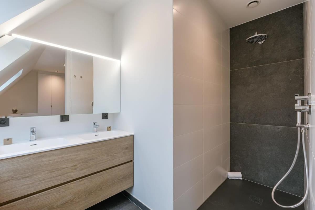 Huswell - Luxurious Apartment With Parking 贝尔内姆 外观 照片