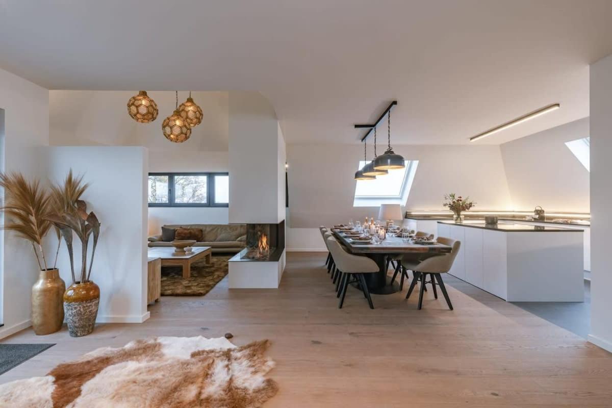 Huswell - Luxurious Apartment With Parking 贝尔内姆 外观 照片