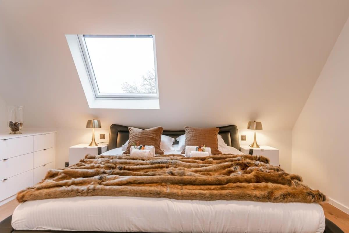 Huswell - Luxurious Apartment With Parking 贝尔内姆 外观 照片