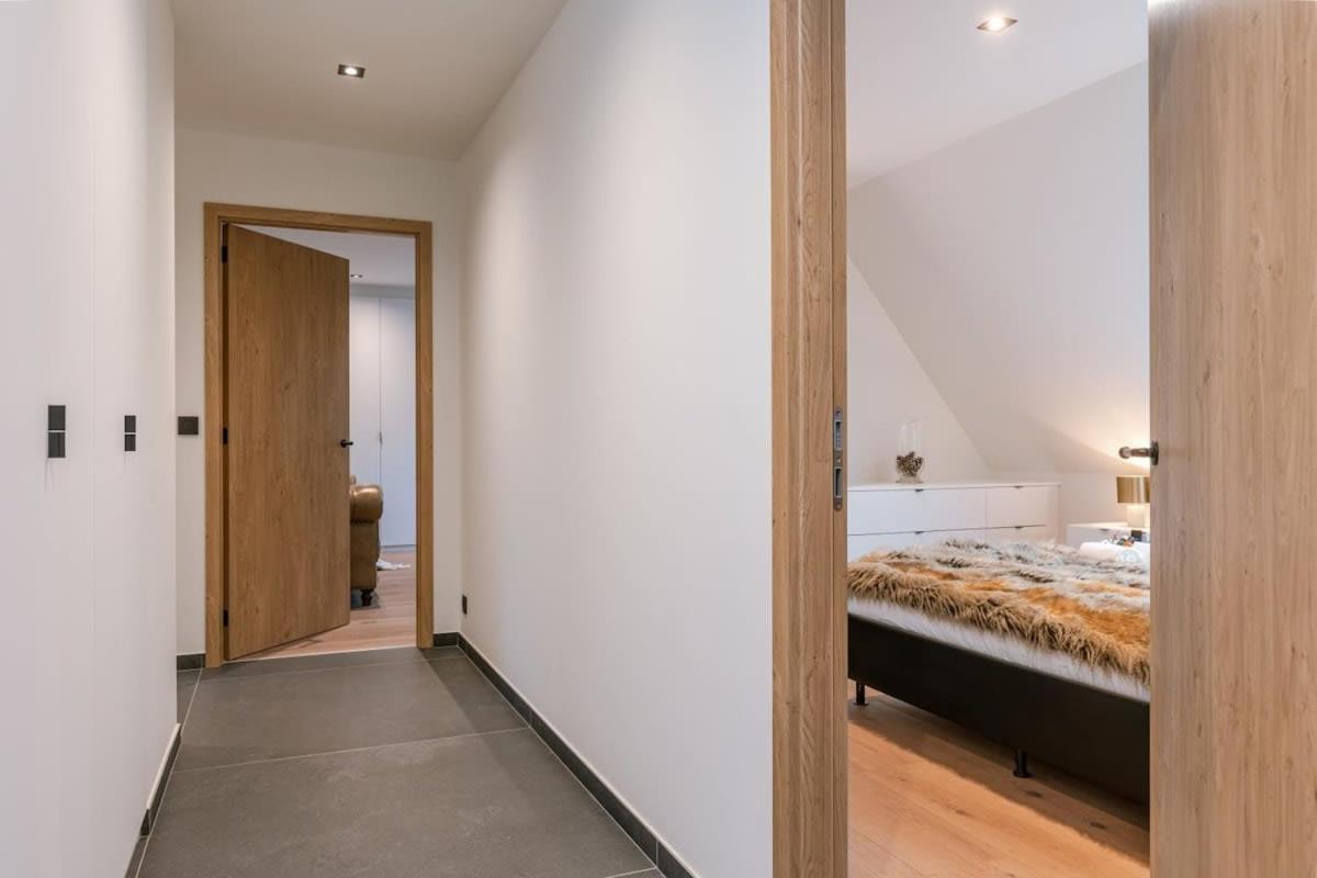 Huswell - Luxurious Apartment With Parking 贝尔内姆 外观 照片